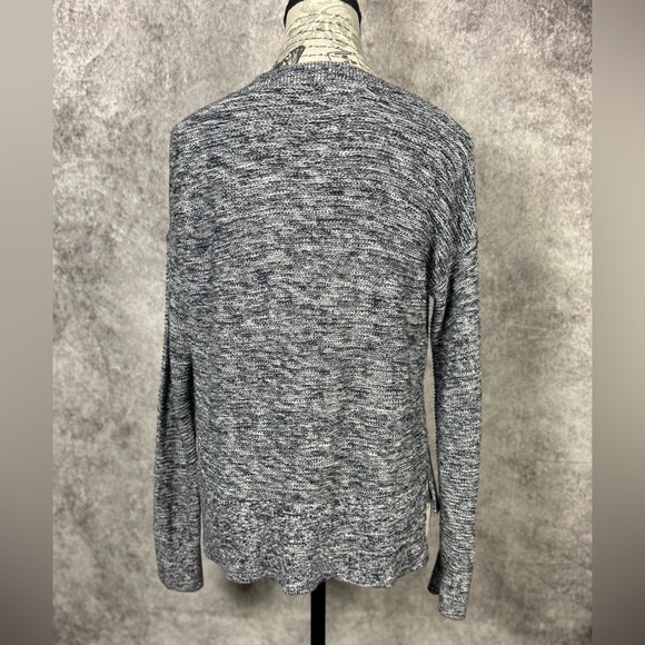 LOFT Ann Taylor Chic Cotton Gray Knit Pullover Sweater size Medium - Picture 4 of 8